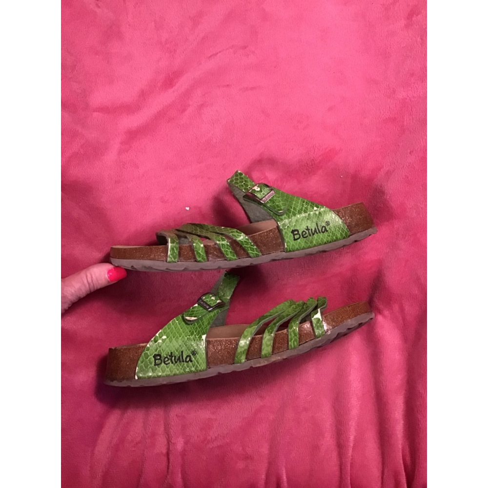 Betula Green Snakeskin Strap Sandals US 6 Brown Footbed Peeling - Picture 10 of 10